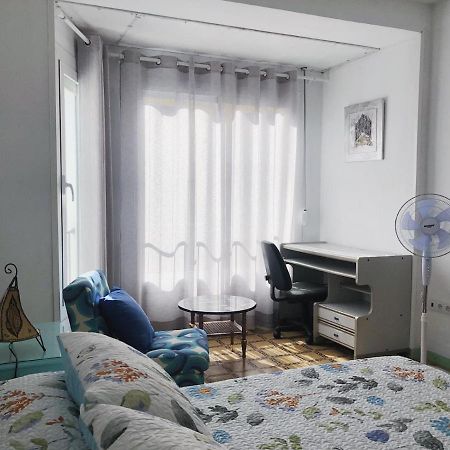 Cerca Del Centro De Alicante Bagian luar foto