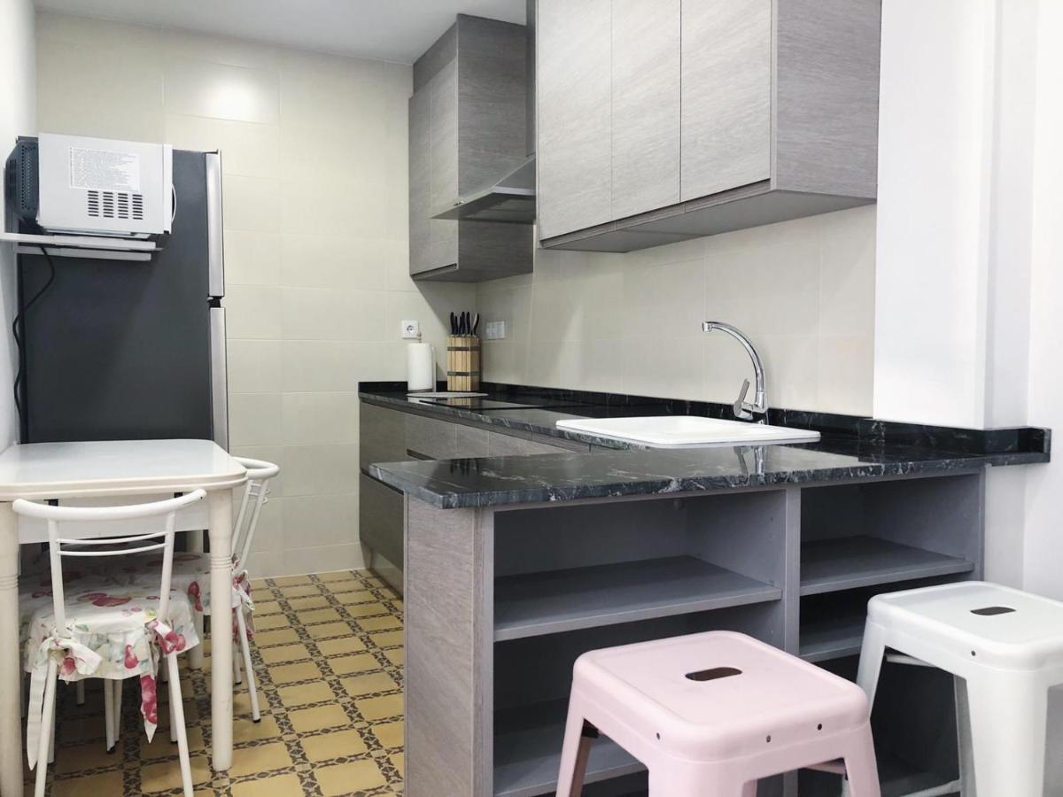 Cerca Del Centro De Alicante Bagian luar foto