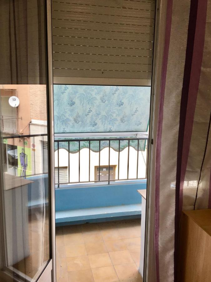 Cerca Del Centro De Alicante Bagian luar foto